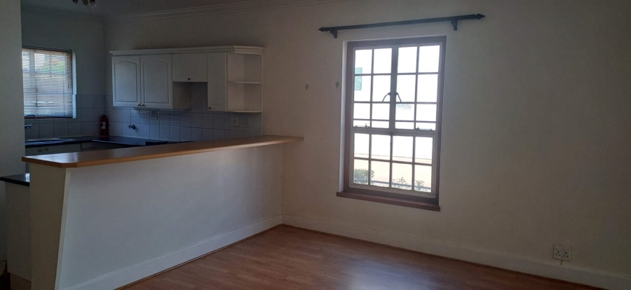 To Let 2 Bedroom Property for Rent in Saxonwold Gauteng