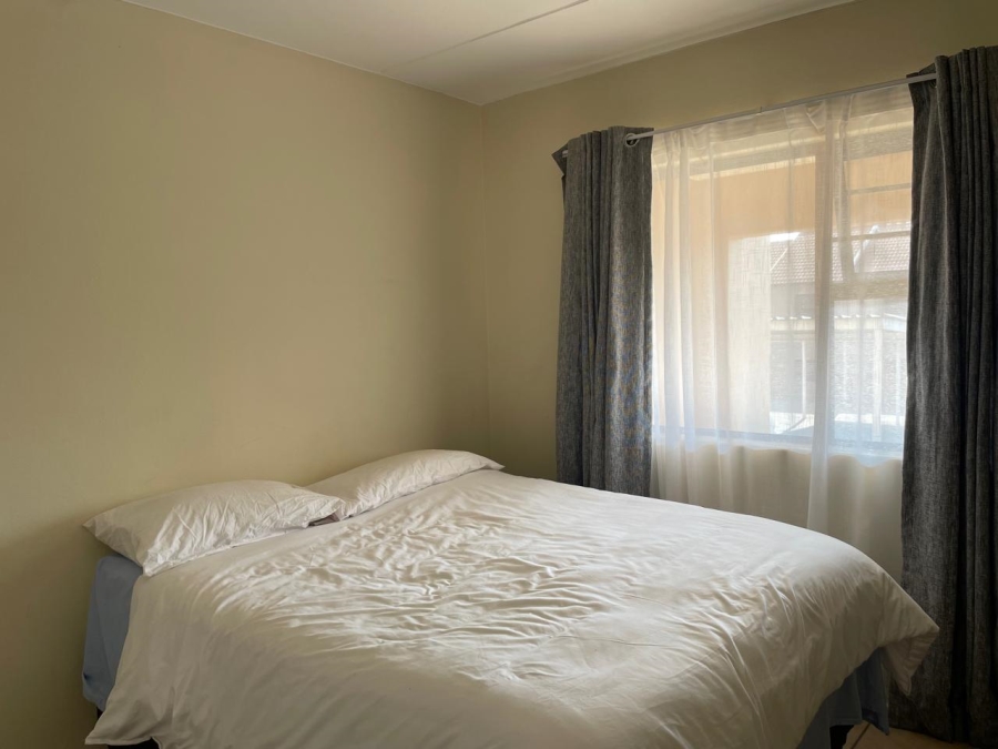 2 Bedroom Property for Sale in Noordhang Gauteng