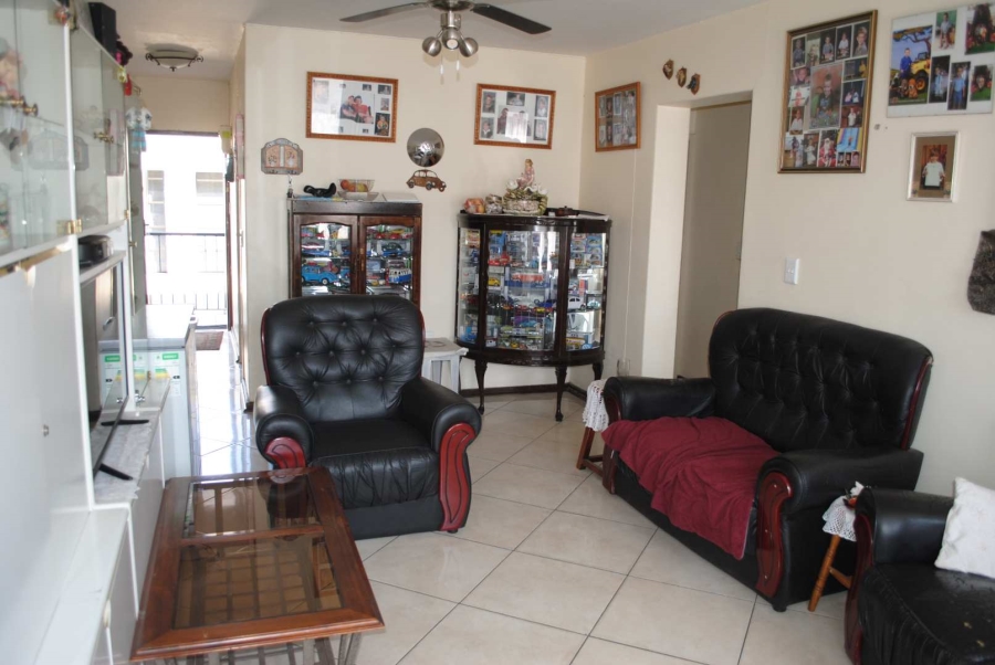 2 Bedroom Property for Sale in Three Rivers Gauteng