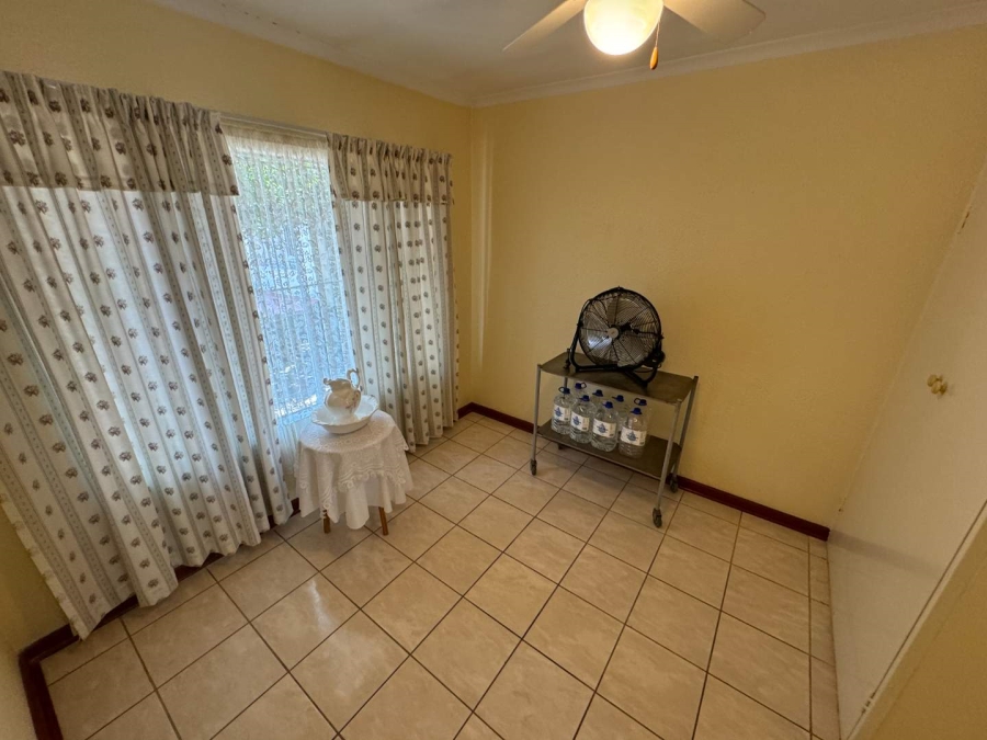 3 Bedroom Property for Sale in Verwoerdpark Gauteng