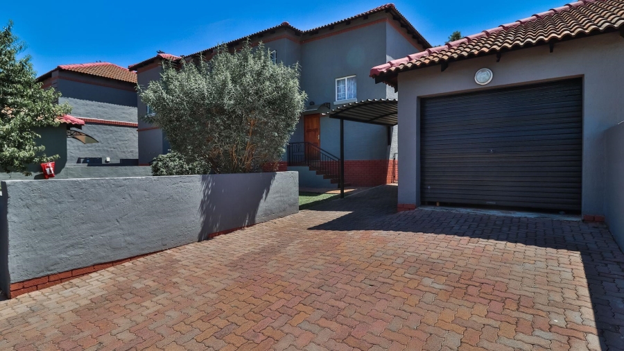 2 Bedroom Property for Sale in Castleview Gauteng