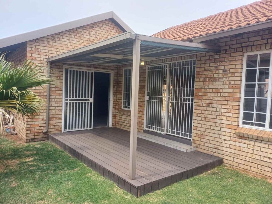 2 Bedroom Property for Sale in Brentwood Park Gauteng