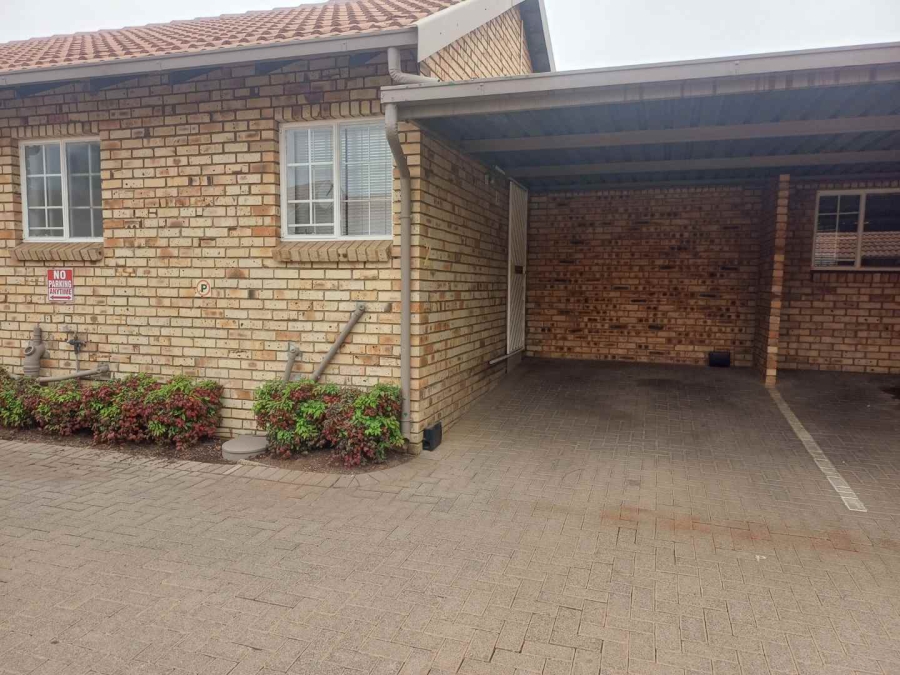 2 Bedroom Property for Sale in Brentwood Park Gauteng