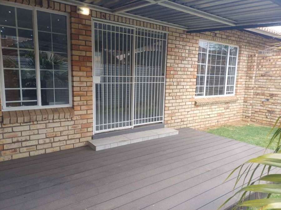 2 Bedroom Property for Sale in Brentwood Park Gauteng