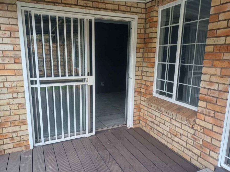 2 Bedroom Property for Sale in Brentwood Park Gauteng