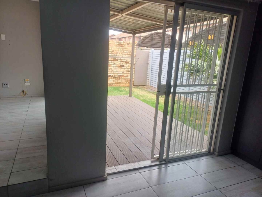 2 Bedroom Property for Sale in Brentwood Park Gauteng