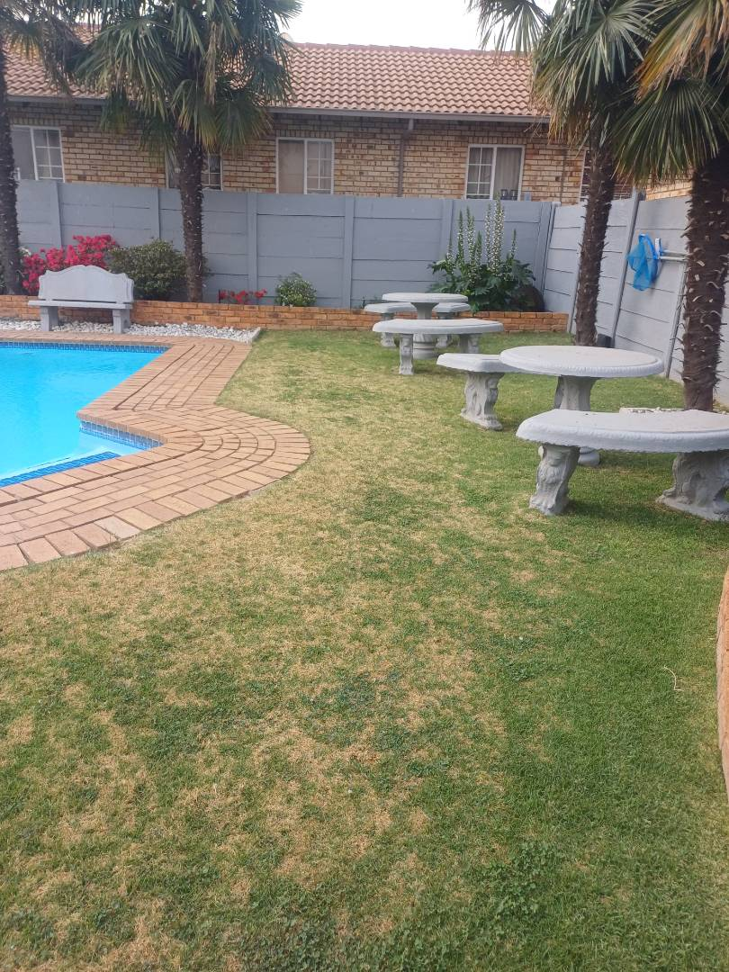 2 Bedroom Property for Sale in Brentwood Park Gauteng