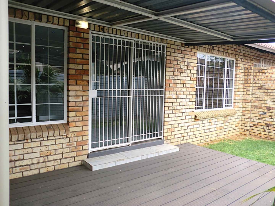 2 Bedroom Property for Sale in Brentwood Park Gauteng