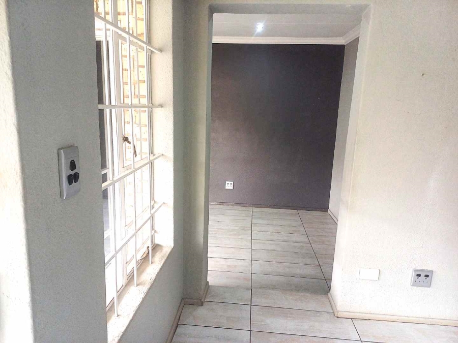 2 Bedroom Property for Sale in Brentwood Park Gauteng