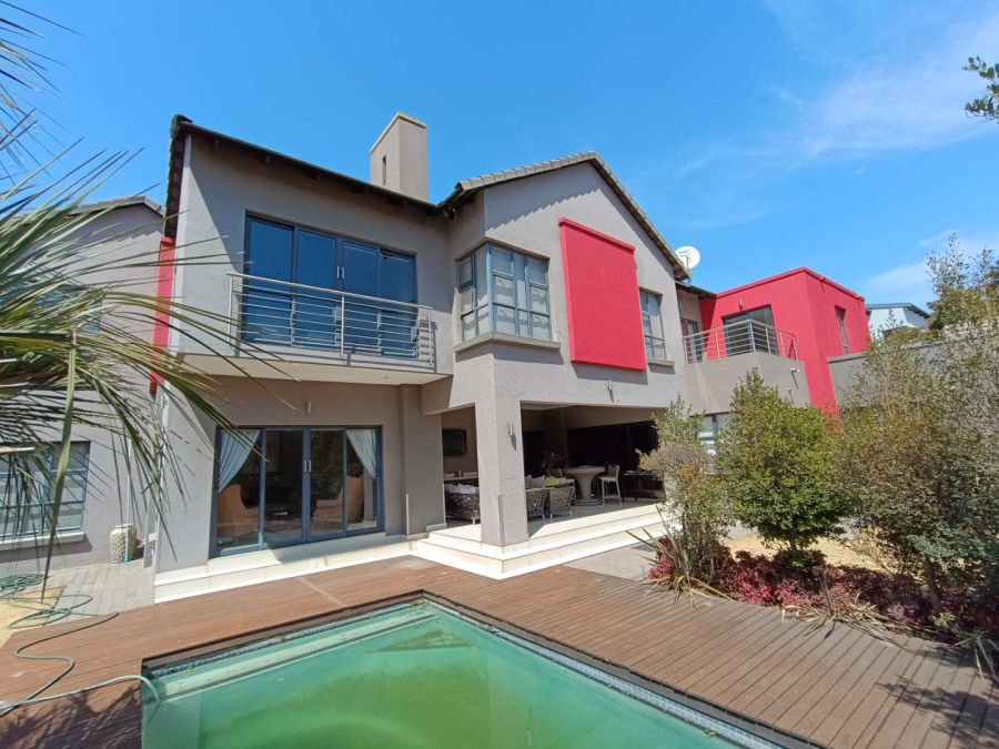 5 Bedroom Property for Sale in Midlands Estate Gauteng