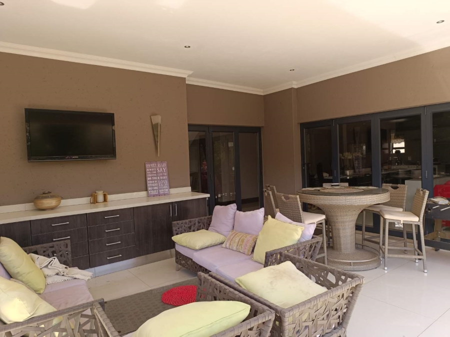 5 Bedroom Property for Sale in Midlands Estate Gauteng