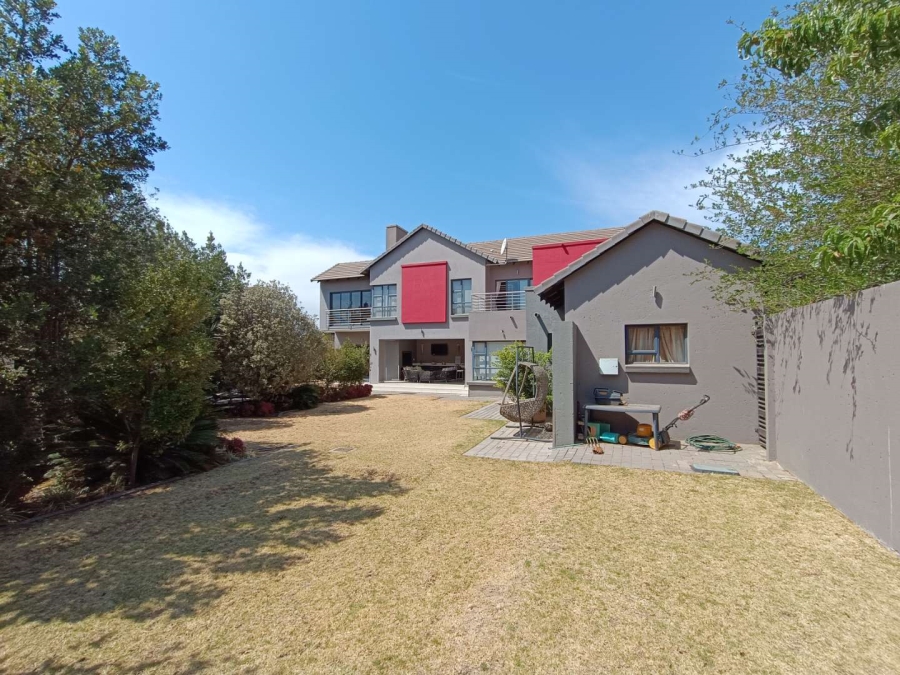 5 Bedroom Property for Sale in Midlands Estate Gauteng