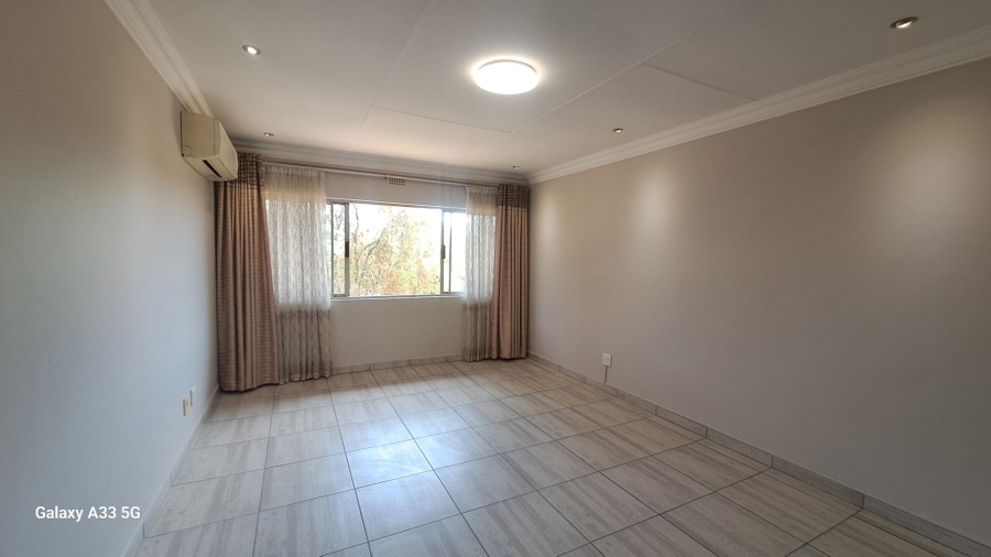 2 Bedroom Property for Sale in Buccleuch Gauteng