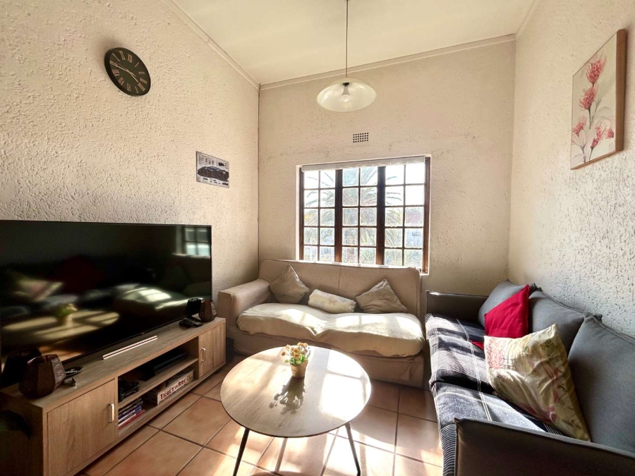 1 Bedroom Property for Sale in Sandown Gauteng