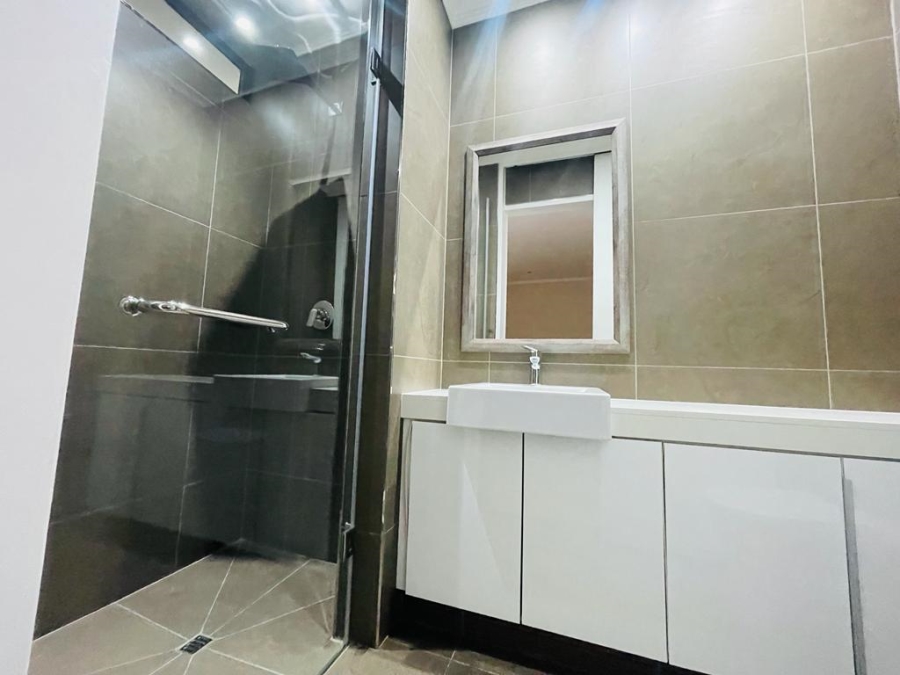 To Let 2 Bedroom Property for Rent in Morningside Gauteng