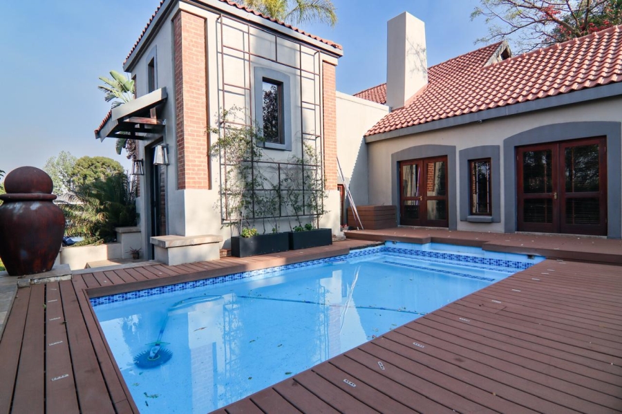 4 Bedroom Property for Sale in Waterkloof Ridge Gauteng