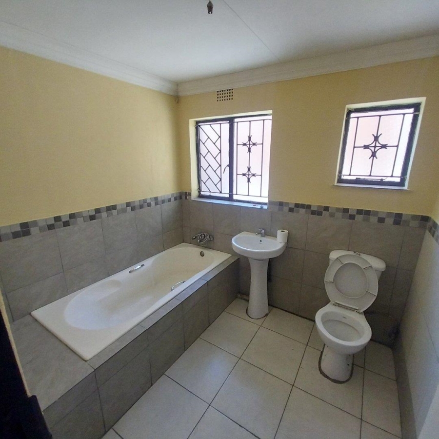 To Let 3 Bedroom Property for Rent in Atteridgeville Gauteng