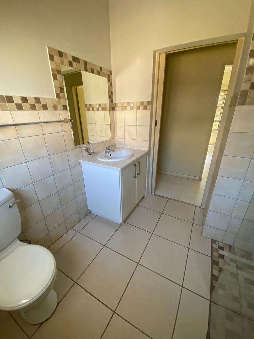 2 Bedroom Property for Sale in Tyger Valley Gauteng