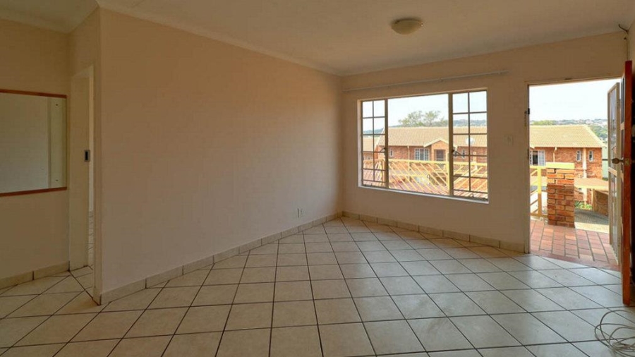 To Let 2 Bedroom Property for Rent in Faerie Glen Gauteng