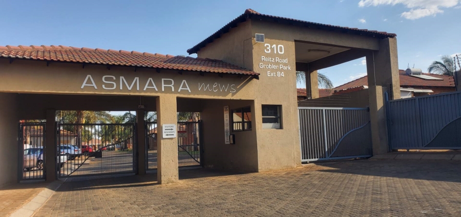 2 Bedroom Property for Sale in Groblerpark Gauteng