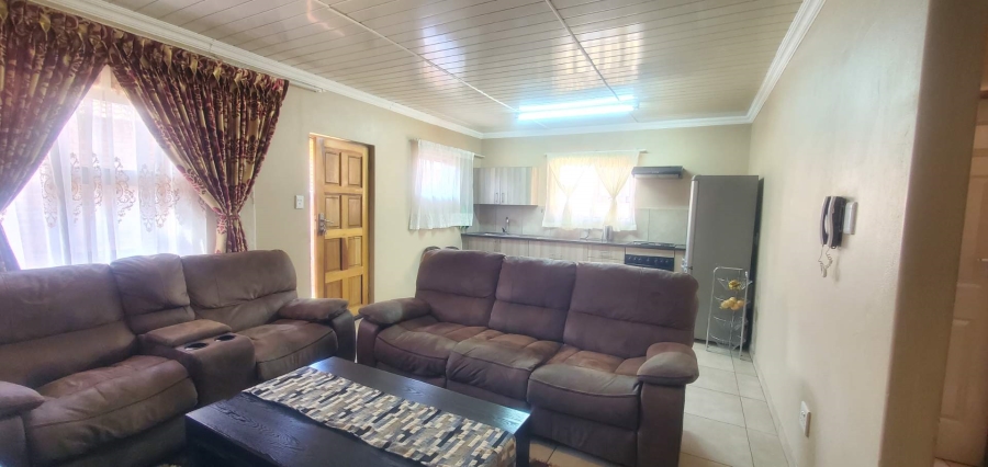 2 Bedroom Property for Sale in Groblerpark Gauteng