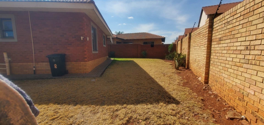 2 Bedroom Property for Sale in Groblerpark Gauteng