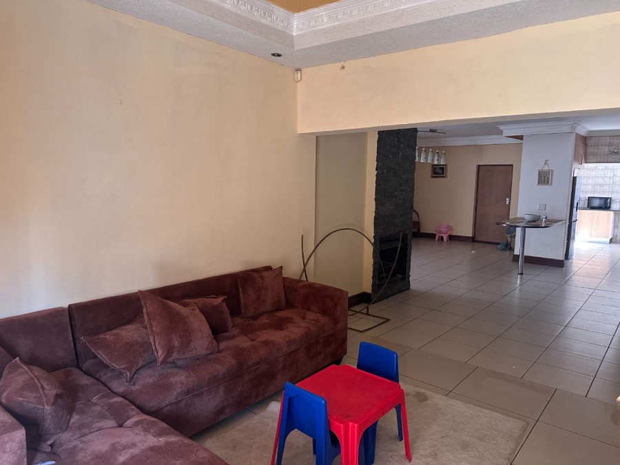 3 Bedroom Property for Sale in Oakdene Gauteng