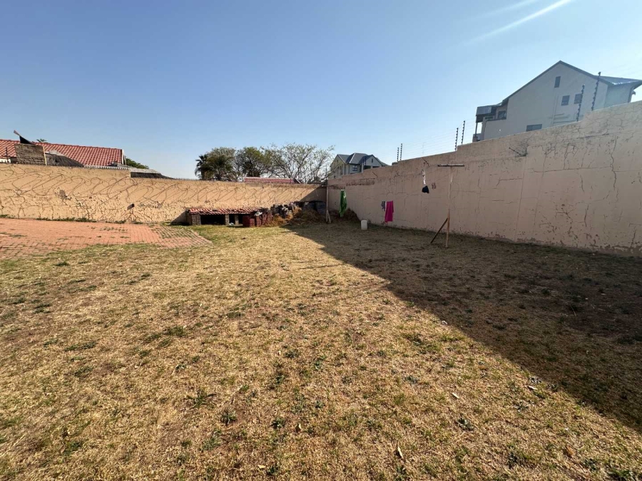 3 Bedroom Property for Sale in Oakdene Gauteng