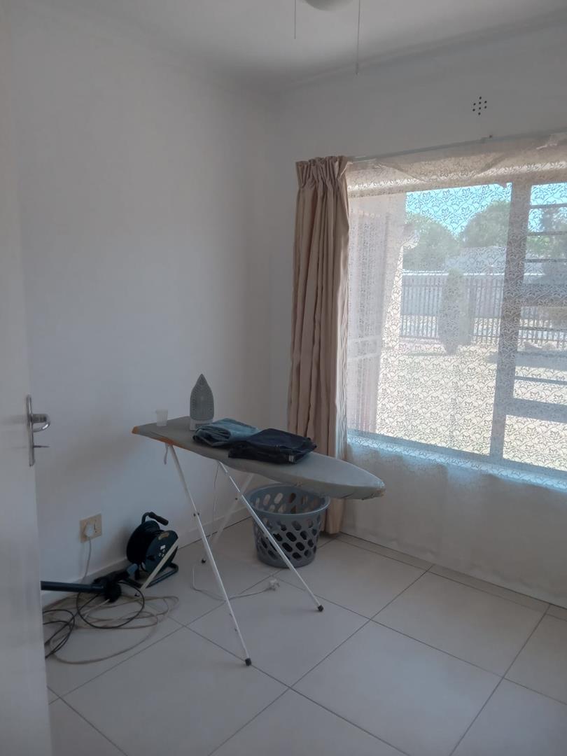 3 Bedroom Property for Sale in Brackenhurst Gauteng