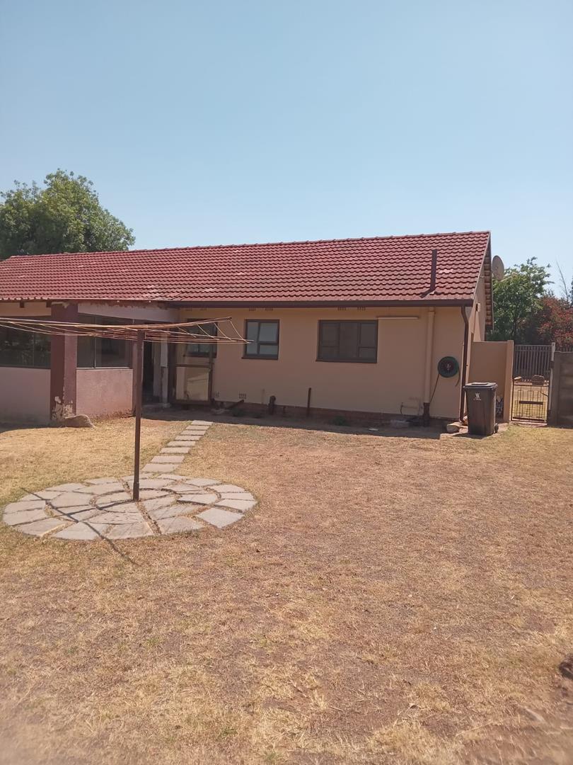 3 Bedroom Property for Sale in Brackenhurst Gauteng