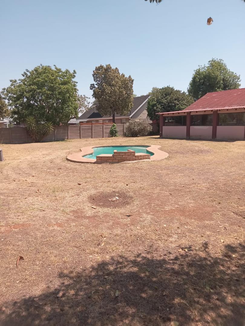 3 Bedroom Property for Sale in Brackenhurst Gauteng