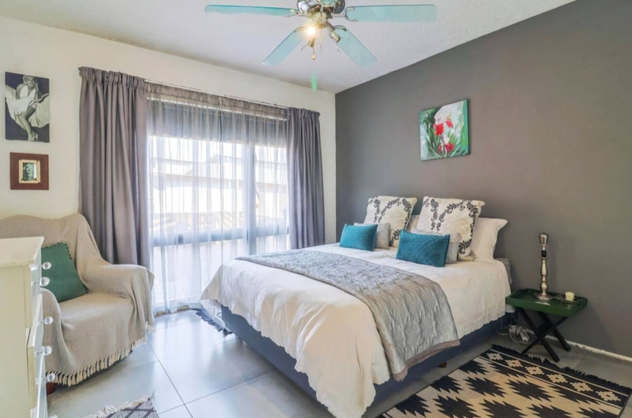 2 Bedroom Property for Sale in South Crest Gauteng