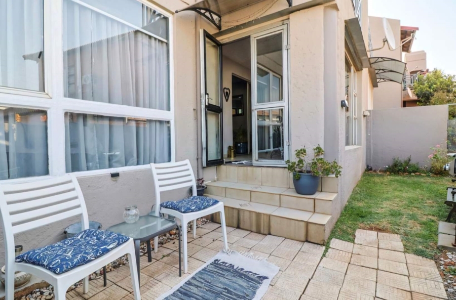 2 Bedroom Property for Sale in South Crest Gauteng