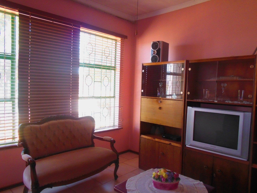 4 Bedroom Property for Sale in Palm Ridge Gauteng