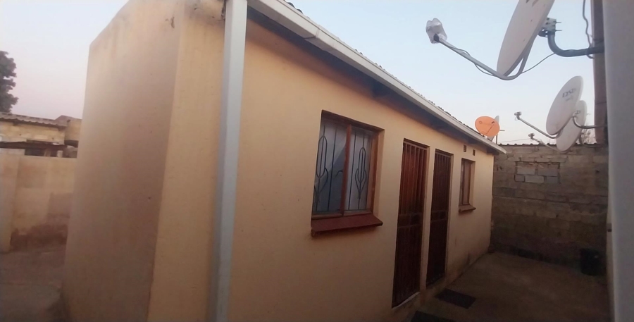 2 Bedroom Property for Sale in Winnie Mandela Gauteng