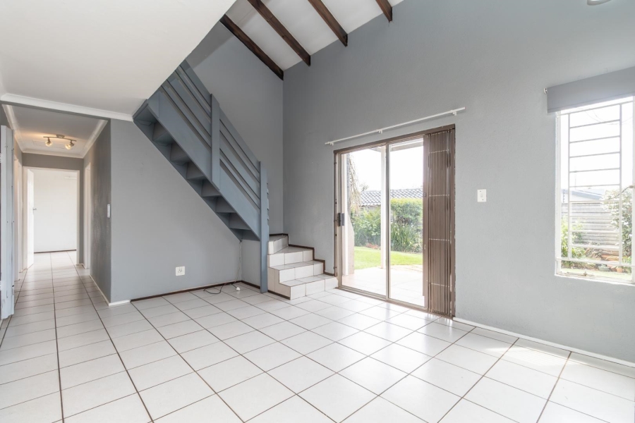 4 Bedroom Property for Sale in Weltevreden Park Gauteng