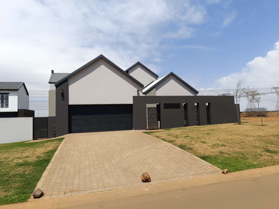 4 Bedroom Property for Sale in Midstream Heights Gauteng