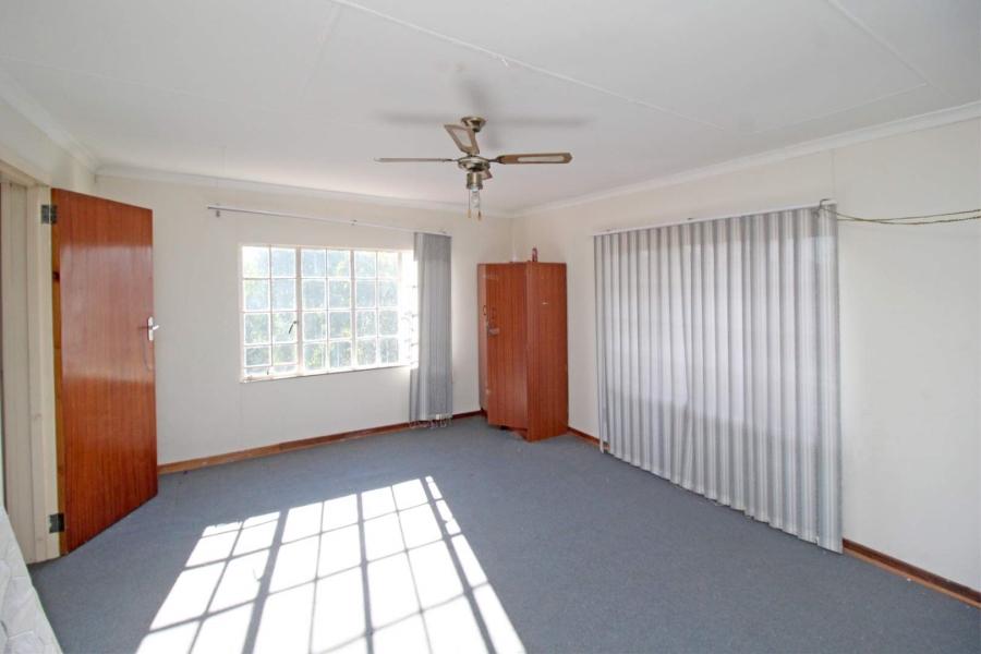 4 Bedroom Property for Sale in Elardus Park Gauteng