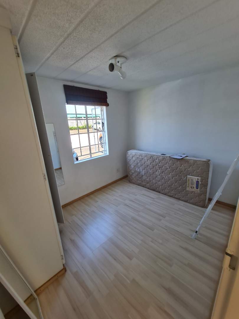 To Let 2 Bedroom Property for Rent in Groenkloof Gauteng