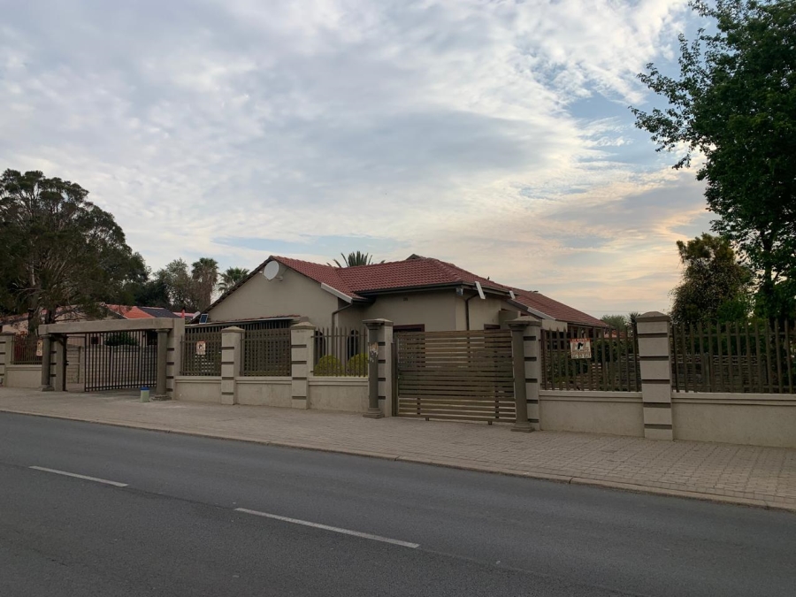 4 Bedroom Property for Sale in Norkem Park Gauteng