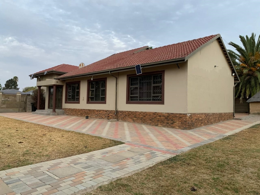 4 Bedroom Property for Sale in Norkem Park Gauteng