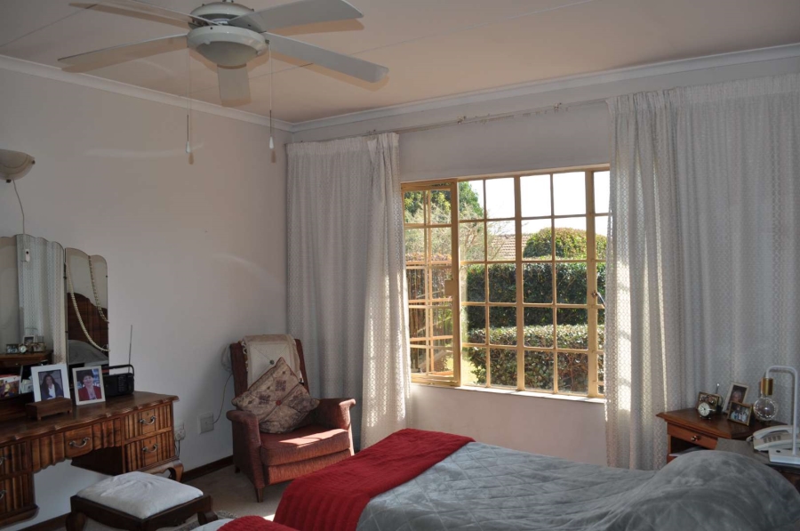 2 Bedroom Property for Sale in Faerie Glen Gauteng