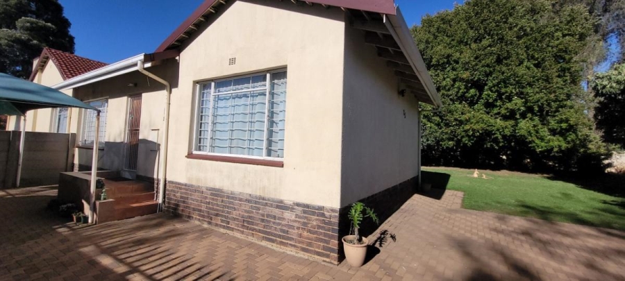 3 Bedroom Property for Sale in Brackendowns Gauteng