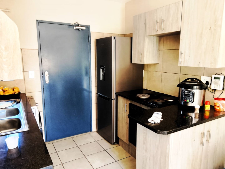 2 Bedroom Property for Sale in Montana Gauteng