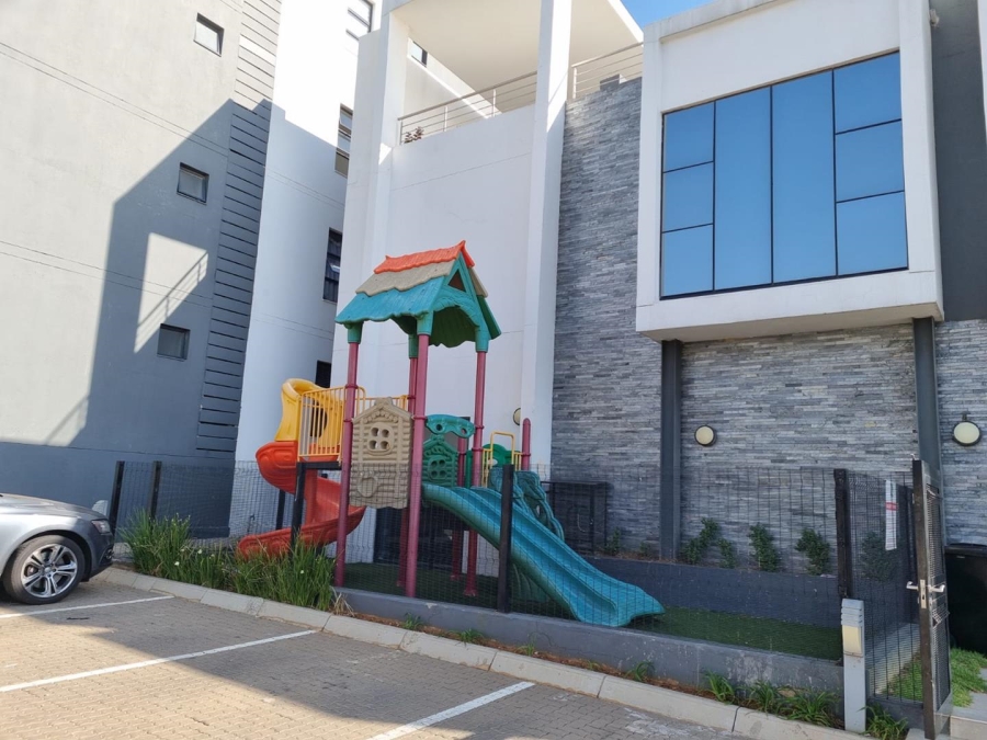 2 Bedroom Property for Sale in Erand Gardens Gauteng