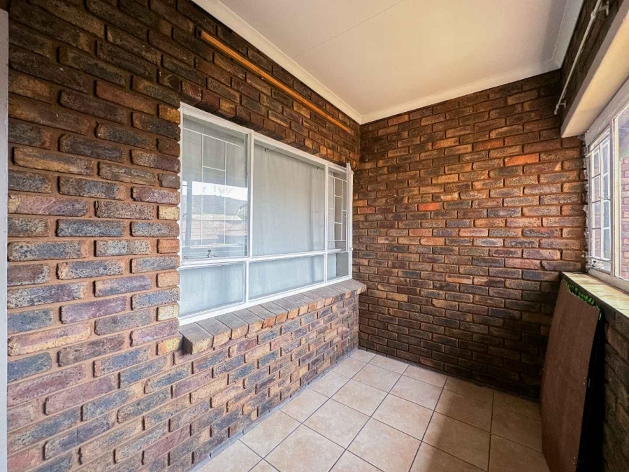 2 Bedroom Property for Sale in Wonderboom Gauteng