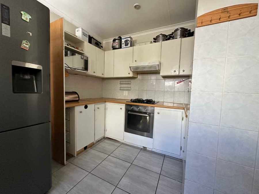 3 Bedroom Property for Sale in Radiokop Gauteng