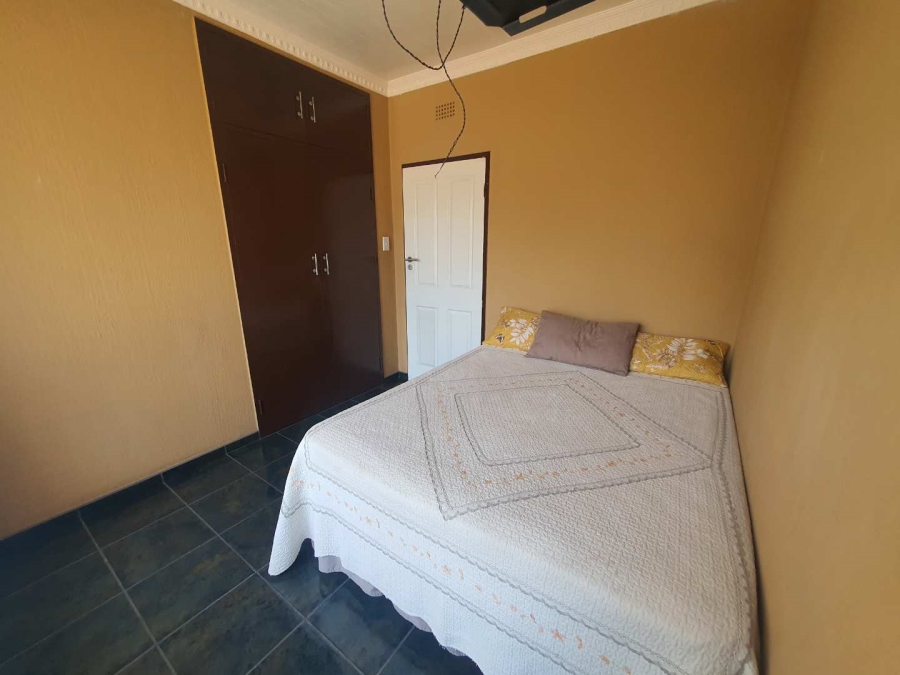 3 Bedroom Property for Sale in Brackendowns Gauteng