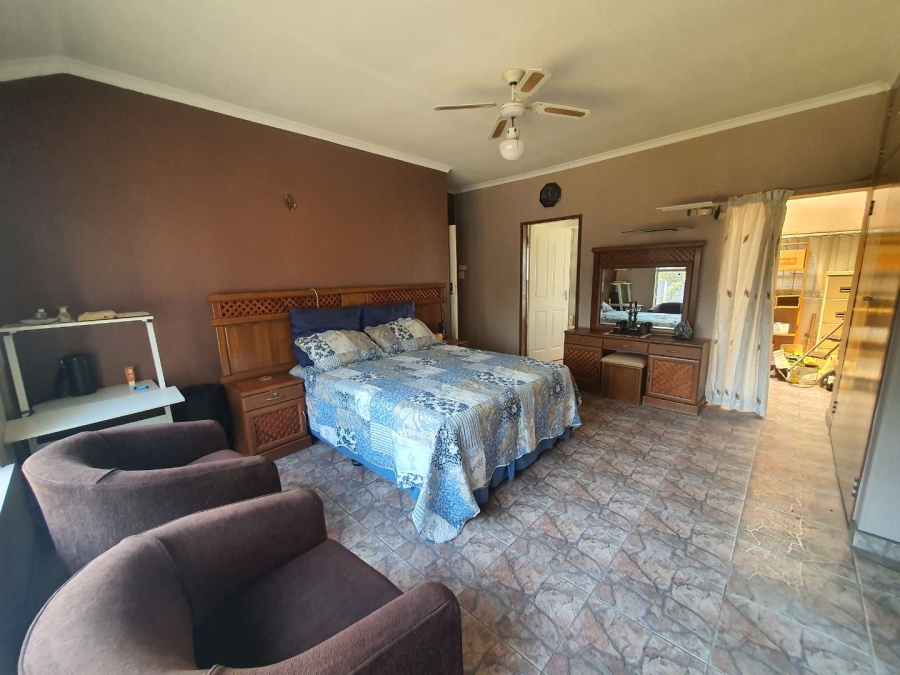 3 Bedroom Property for Sale in Brackendowns Gauteng