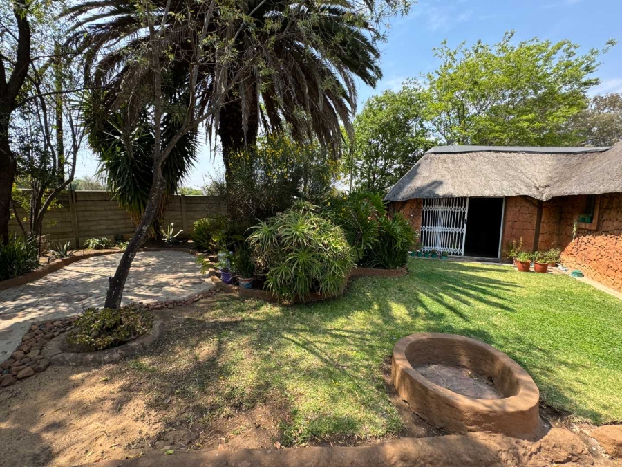 4 Bedroom Property for Sale in Brackendowns Gauteng